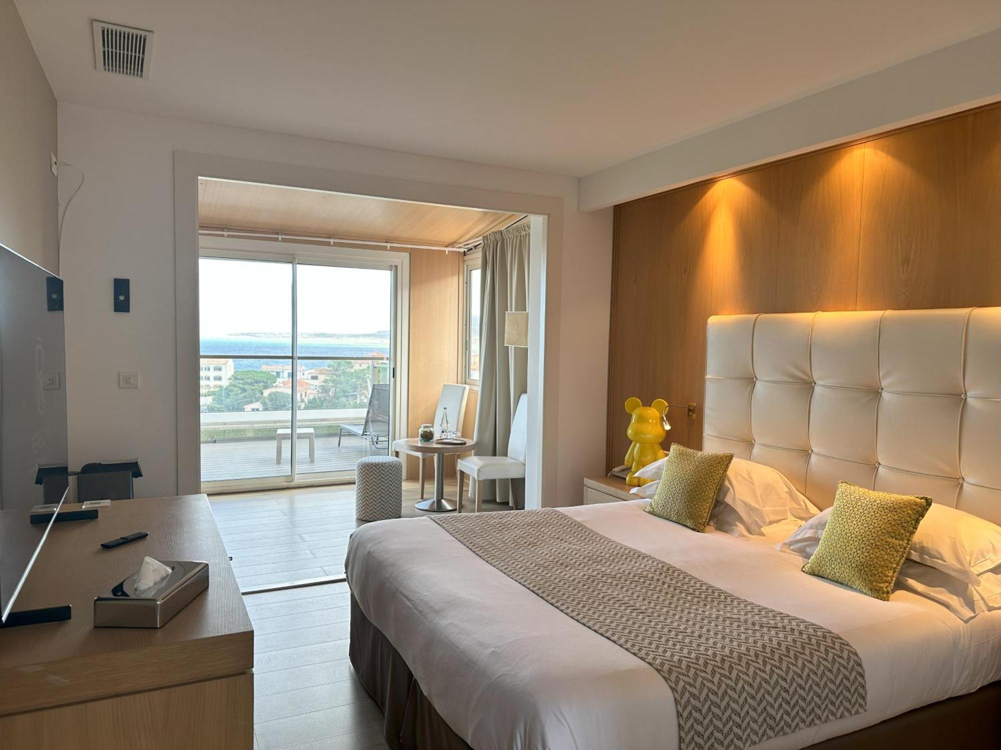 Hotel Revellata & Spa Кальви Экстерьер фото