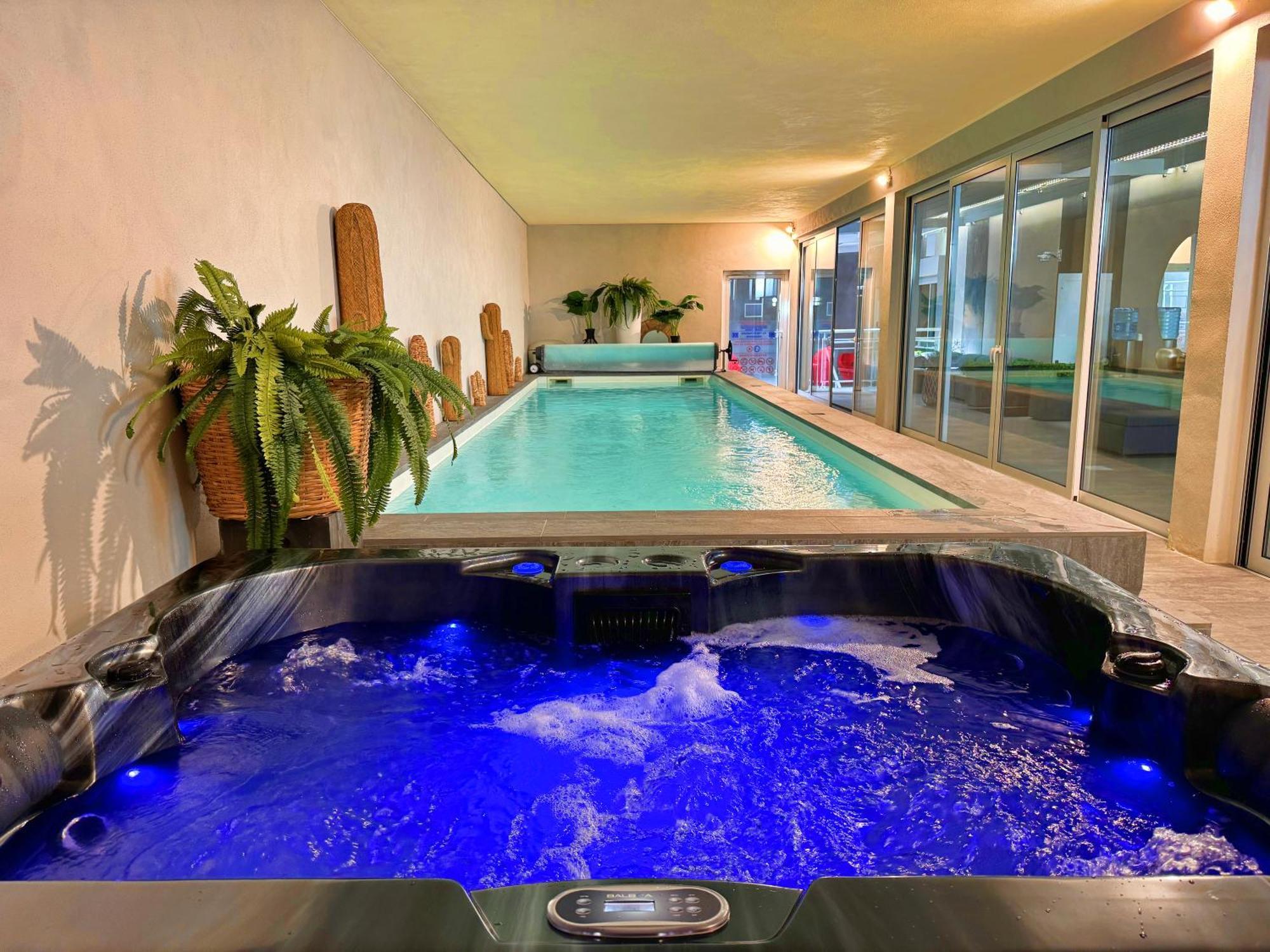 Hotel Revellata & Spa Кальви Экстерьер фото